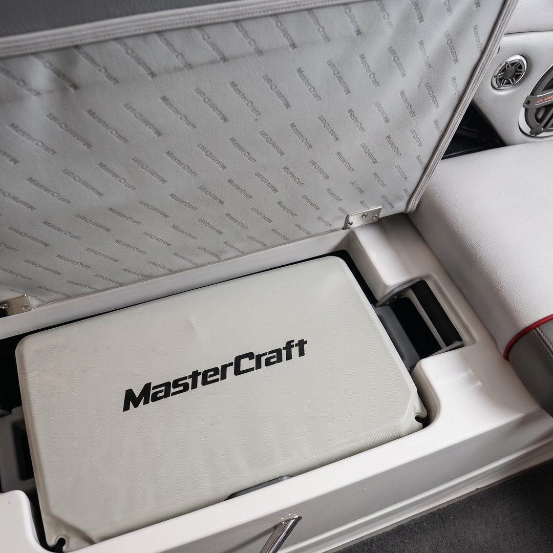 MasterCraft Official OEM Onboard Cooler